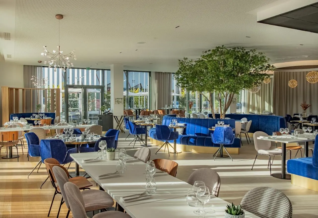 Golden Tulip Lyon Ouest Techlid Hotel & Spa Limonest 4*,  Francie