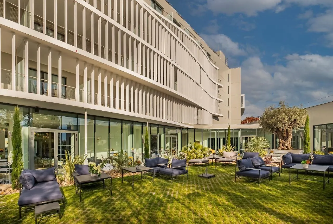 Golden Tulip Lyon Ouest Techlid Hotel & Spa Limonest