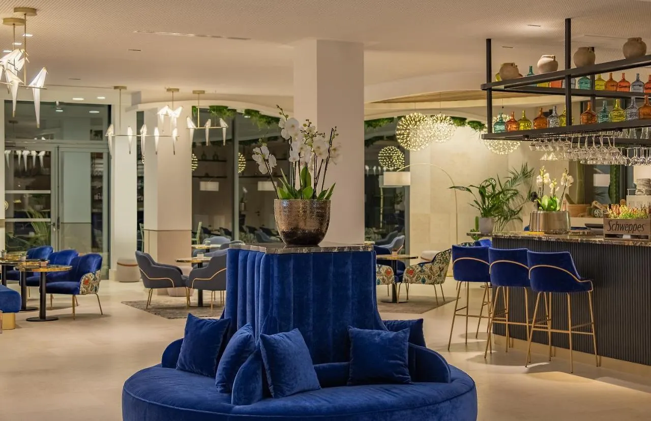 Golden Tulip Lyon Ouest Techlid Hotel & Spa Limonest 4*,