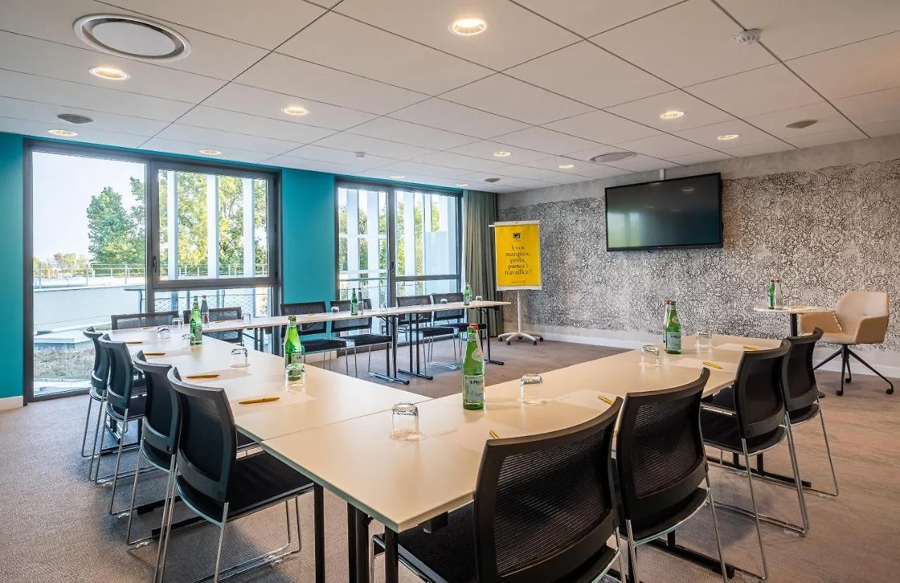 Golden Tulip Lyon Ouest Techlid Hotel & Spa Limonest