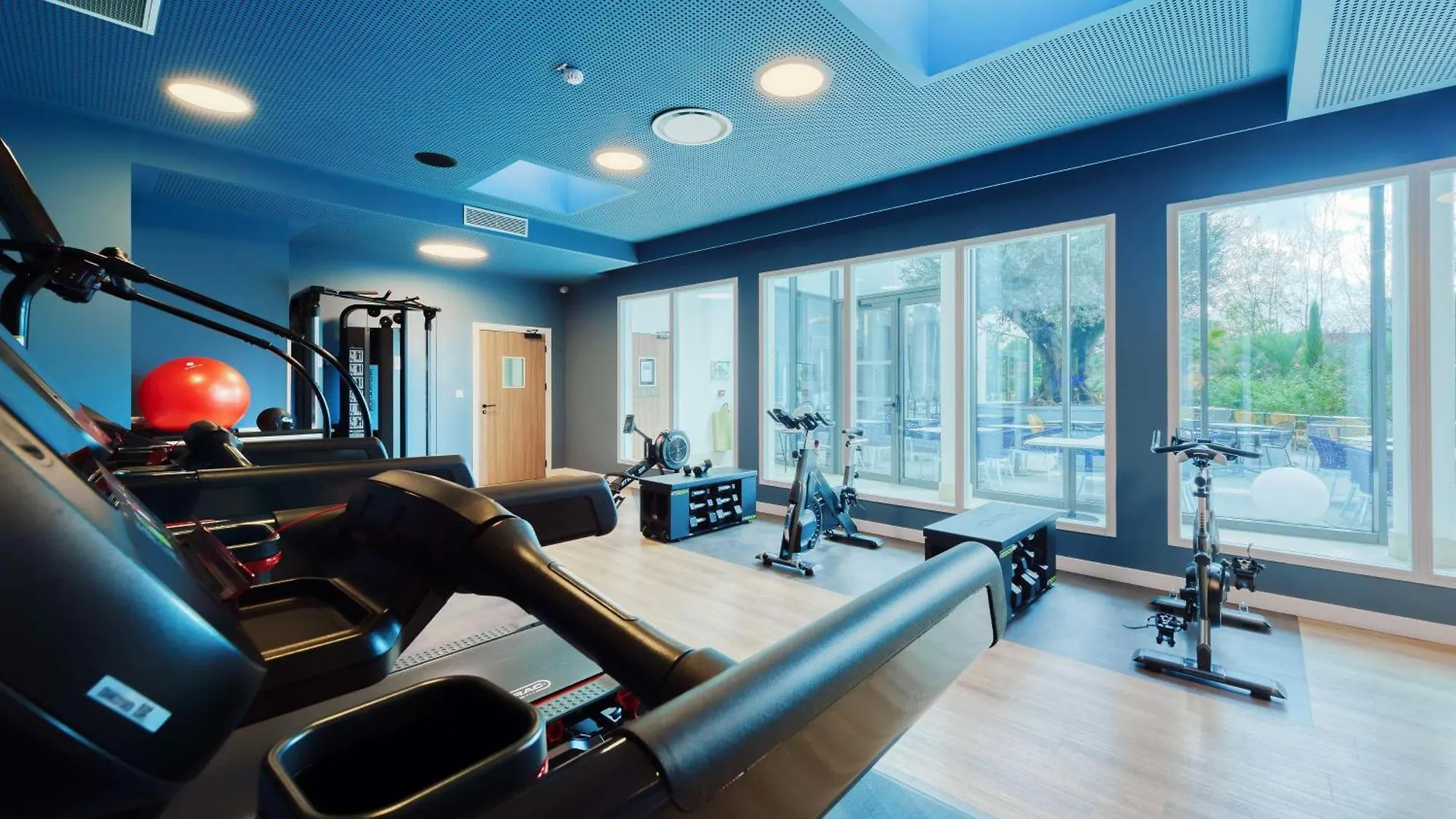 Golden Tulip Lyon Ouest Techlid Hotel & Spa Limonest
