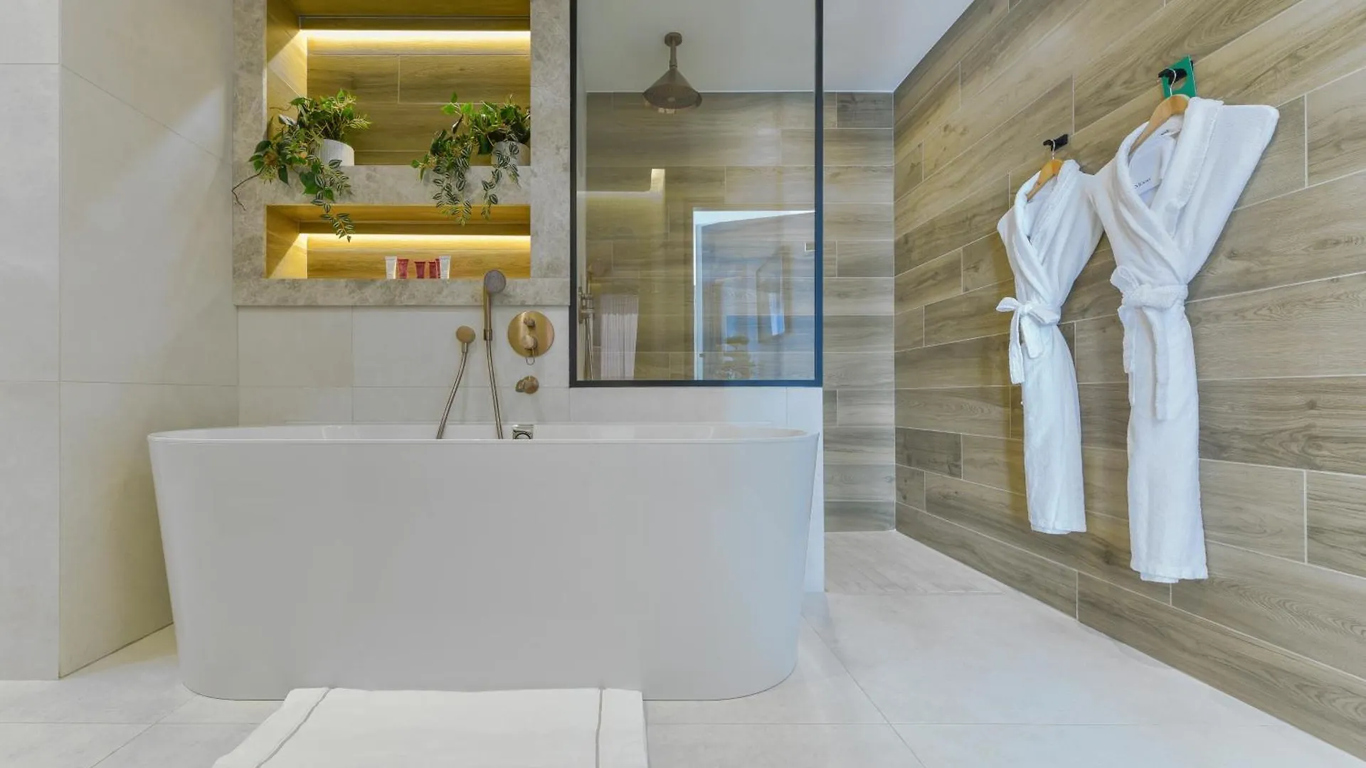 Golden Tulip Lyon Ouest Techlid Hotel & Spa Limonest