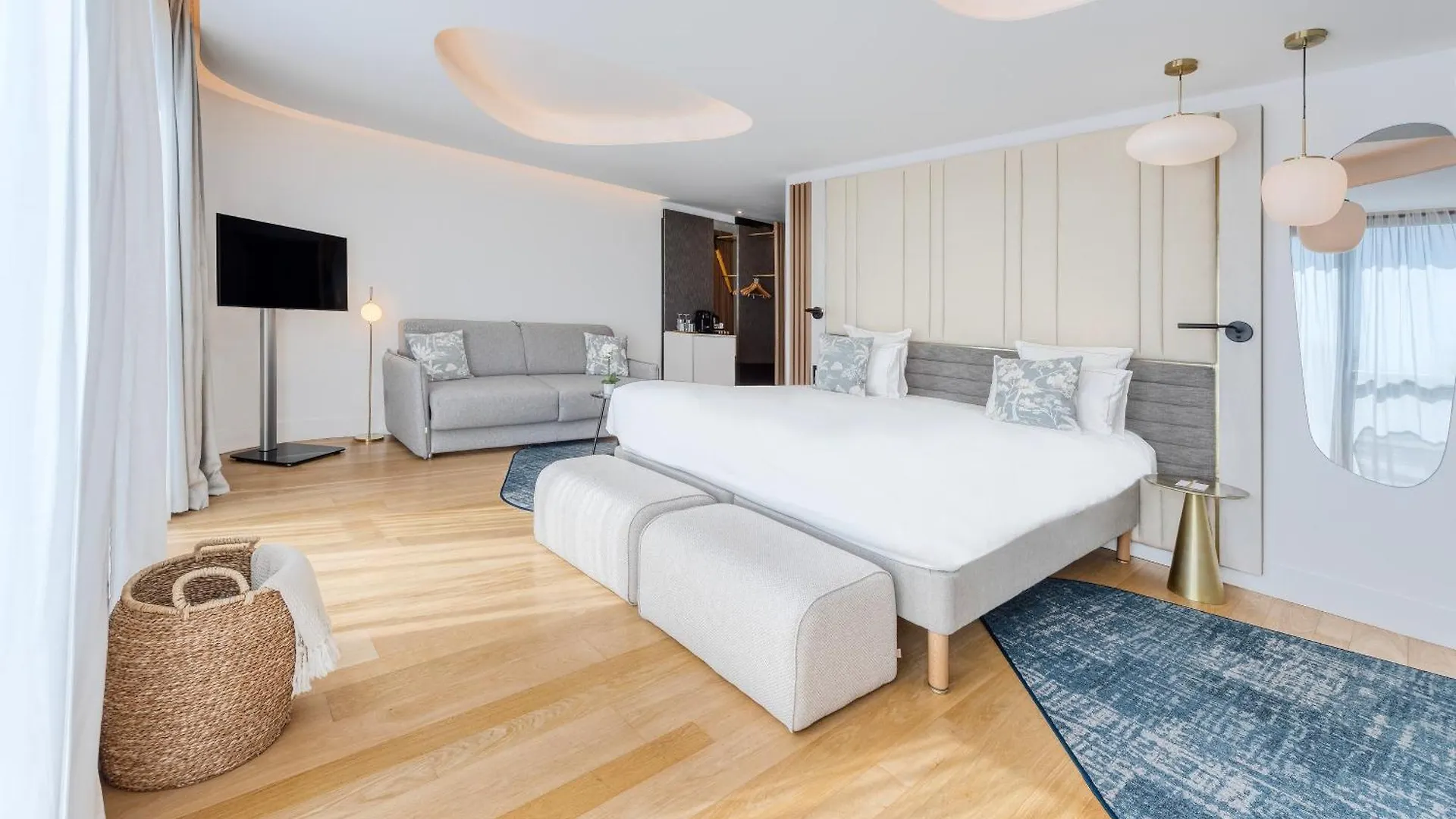 Golden Tulip Lyon Ouest Techlid Hotel & Spa Limonest