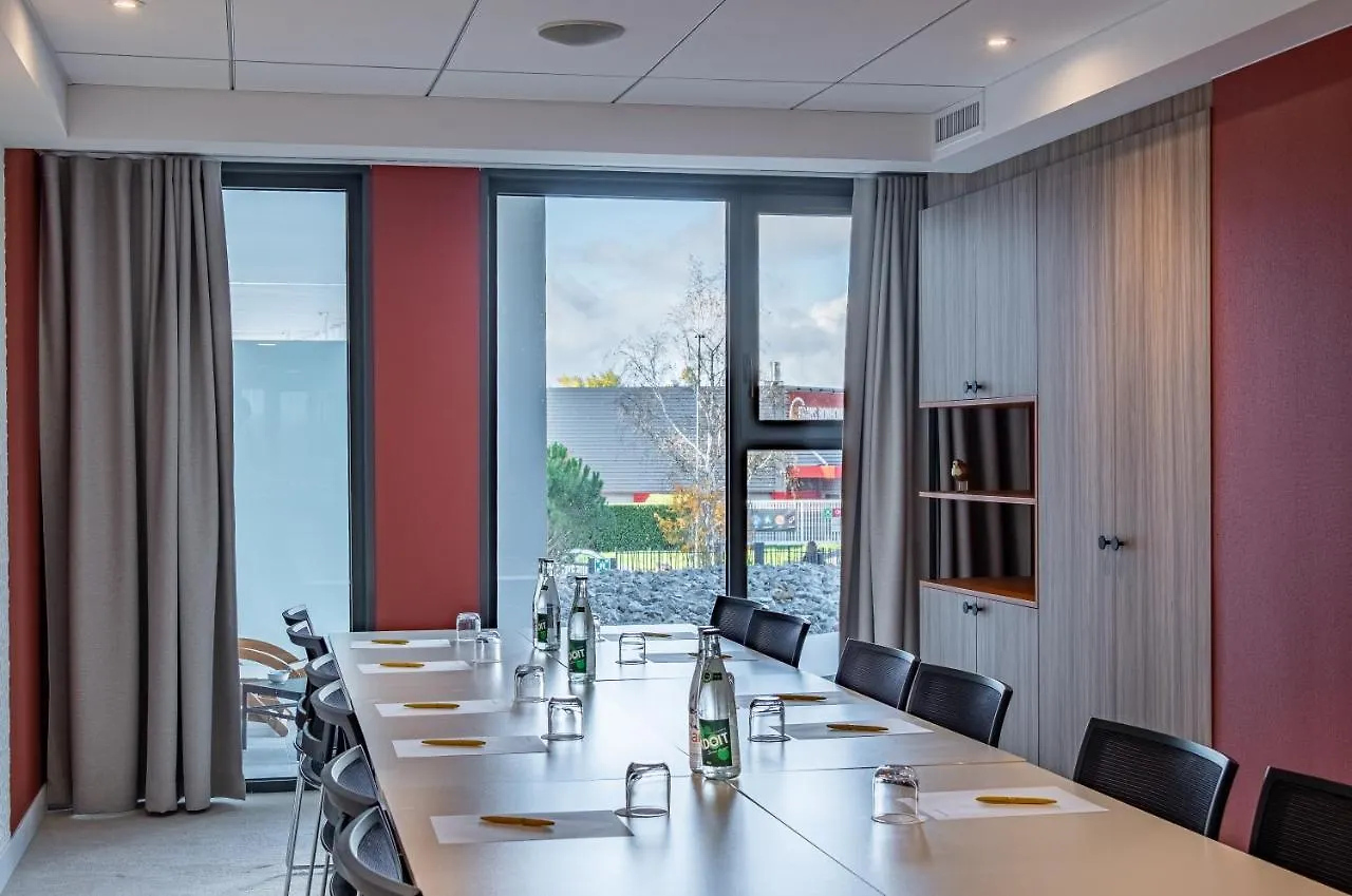 Golden Tulip Lyon Ouest Techlid Hotel & Spa Limonest